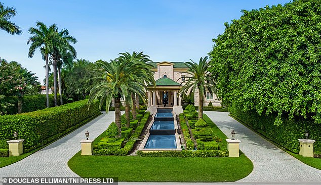 Amazon founder Jeff Bezos just bought the house on the right for $68 million when he made an offer on the other house, which was listed for $85 million in May of last year.